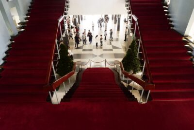 Forum de la santé mentale à Cannes : le Livre bleu blanc rouge propose vingt mesures pour 2027